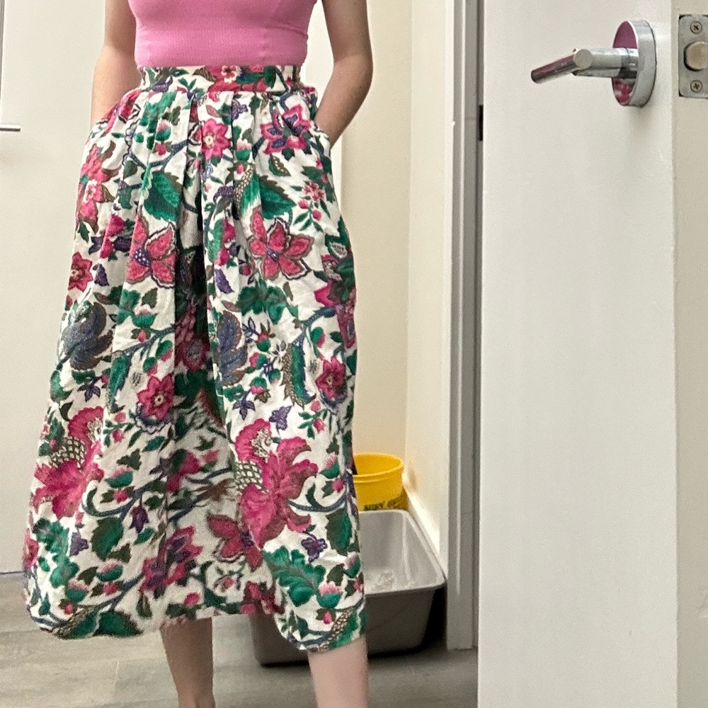Vintage floral midi skirt